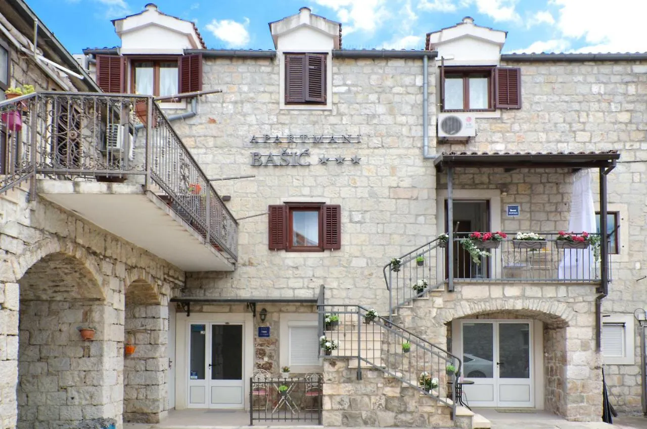 Apartment Apartmani Basic 1 Split Croatia