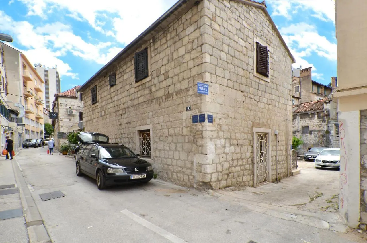 Apartment Apartmani Basic 1 Split Croatia